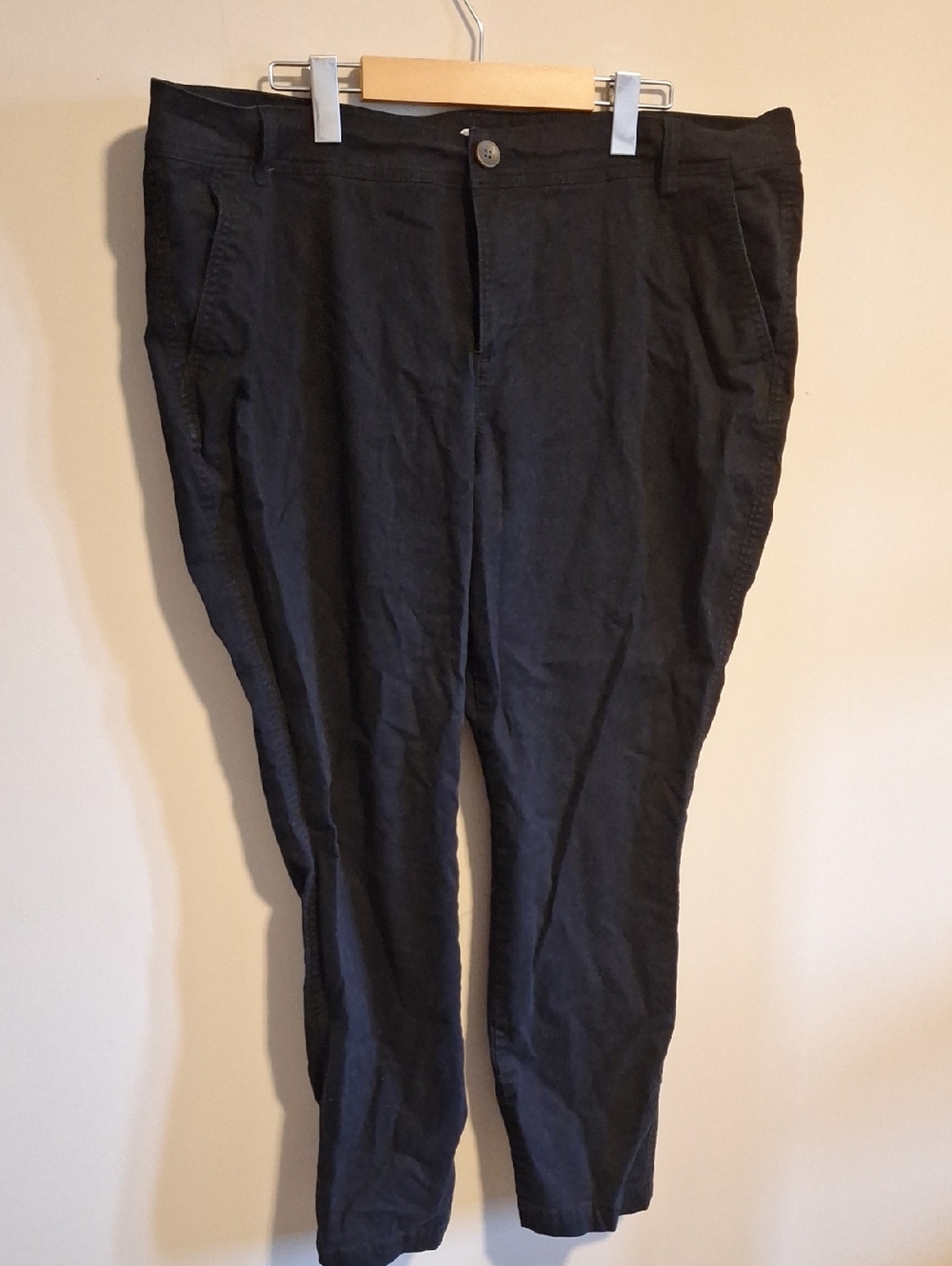 Old Navy Black Chino Pants - Skinny Leg